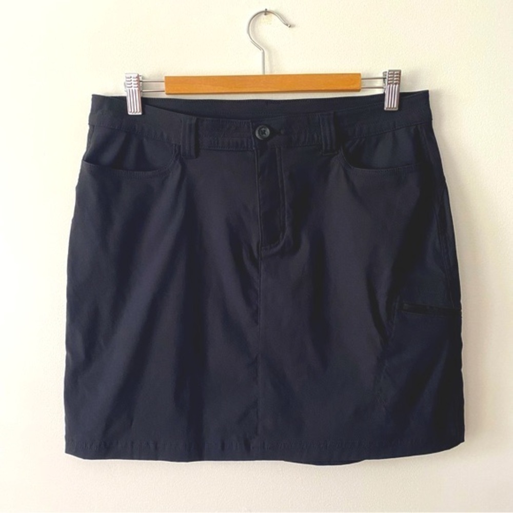Eddie Bauer dark grey light black activewear stretchy mini skirt size 10